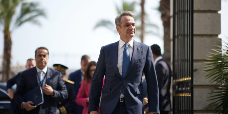 Συνάντηση Κ. Μητσοτάκη στη Νίκαια με τον πρωθυπουργό του Βιετνάμ – Δέχθηκε επίσημη πρόσκληση για επίσκεψη στο Ανόι