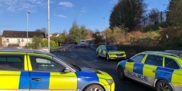 Βόρεια Ιρλανδία: Σοβαρά επεισόδια σε διαδήλωση στην πόλη Μπαλιμίνα