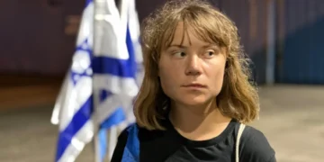 Η Σουηδή ακτιβίστρια Γκρέτα Τούνμπεργκ απελάθηκε από το Ισραήλ