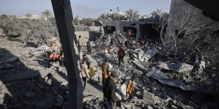 Συνεχίζεται το αιματοκύλισμα στη Γάζα από ισραηλινά πυρά κοντά σε κέντρα διανομής τροφίμων - Δεκάδες νεκροί και τραυματίες