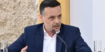 Χάρης Δούκας για την παρουσία τοξικοεξαρτημένων ατόμων στο κέντρο της πόλης: “Δεν θα αφήσουμε το κέντρο της Αθήνας να μετατραπεί σε αποθήκη ψυχών”
