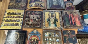 Ποινική δίωξη για 6 κακουργήματα κατά των 13 συλληφθέντων από το κύκλωμα πλαστών πινάκων