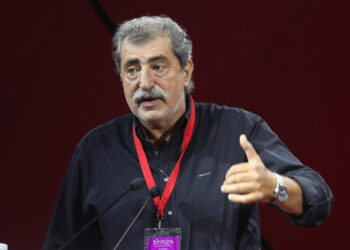 Αιχμές Πολάκη κατά Τσίπρα: "Από τον ΣΥΡΙΖΑ θα ξεπηδήσει το μπλοκ των προοδευτικών δυνάμεων που θα κυβερνήσει την χώρα"