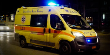 Χαλκιδική: ΙΧ έπεσε σε στάση ΚΤΕΛ στο Παλιούρι – Έξι ελαφρά τραυματίες