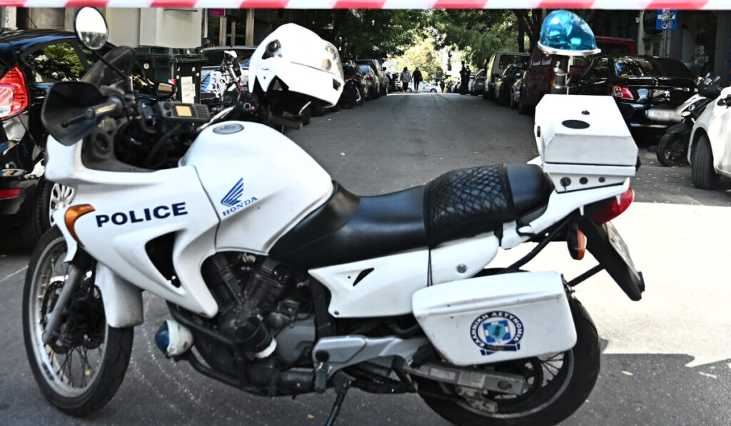 Μεγάλη επιχείρηση του ελληνικού FBI για την εξάρθρωση κυκλώματος ναρκωτικών και οπαδικών επεισοδίων