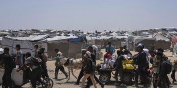 Νέα ισραηλινά πυρά κατά αμάχων στη Γάζα: Πάνω από 50 Παλαιστίνιοι νεκροί ενώ περίμεναν φορτηγά με ανθρωπιστική βοήθεια