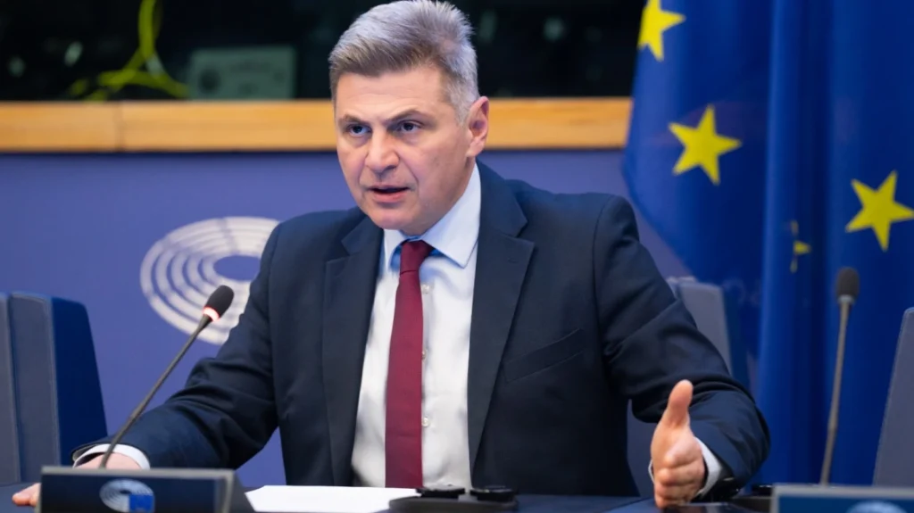 Ευρωπαϊκό Κοινοβούλιο: Εγκρίθηκε η πρόταση Φαραντούρη για 18μηνη παράταση των κονδυλίων του Ταμείου Ανάκαμψης σε ώριμα έργα