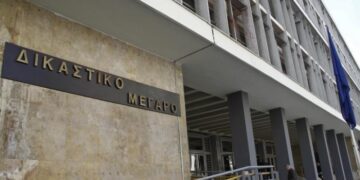 Θεσσαλονίκη: Kαταγγελία ιδιοκτήτη επιχείρησης για εκβίαση από υπάλληλο του καταστήματος και από συνδικαλιστή - Δύο συλλήψεις