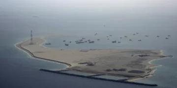 Το ιρανικό κοινοβούλιο αποφάσισε να κλείσει τα Στενά του Ορμούζ