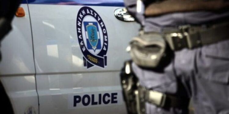 Μέγαρα: Άγνωστοι εισέβαλαν σε σπίτι, τραυμάτισαν 72χρονο και του πήραν 4000 ευρώ