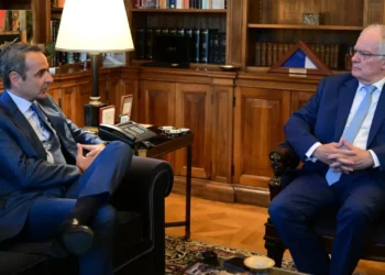 Κ. Μητσοτάκης: Η Ελλάδα θα στείλει πολεμικά πλοία μας έξω από τα χωρικά ύδατα της Λιβύης για τον έλεγχο ροών παράνομων μεταναστών