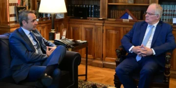 Κ. Μητσοτάκης: Η Ελλάδα θα στείλει πολεμικά πλοία μας έξω από τα χωρικά ύδατα της Λιβύης για τον έλεγχο ροών παράνομων μεταναστών