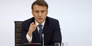 Μακρόν για την επίθεση του Ιράν στο Κατάρ: "Ο φαύλος κύκλος του χάους πρέπει να τελειώσει"