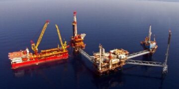 Yποχωρεί διεθνώς η τιμή του πετρελαίου μετά την κατάπαυση του πυρός Ιράν - Ισραήλ