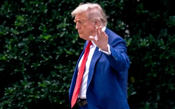 Οργή Τραμπ για την παραβίαση της εκεχειρίας Ισραήλ - Ιράν