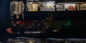 Η Γερμανία "κόβει"τη χρηματοδότηση σε ΜΚΟ που συμμετέχουν στη διάσωση μεταναστών στη Μεσόγειο