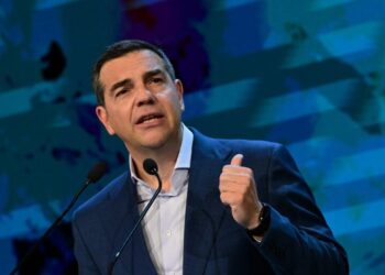 Ο Αλ.Τσίπρας ζητά από τον ΠτΔ Τασούλα να δοθούν στη δημοσιότητα τα πρακτικά του Συμβουλίου των Πολιτικών Αρχηγών την επομένη του δημοψηφίσματος