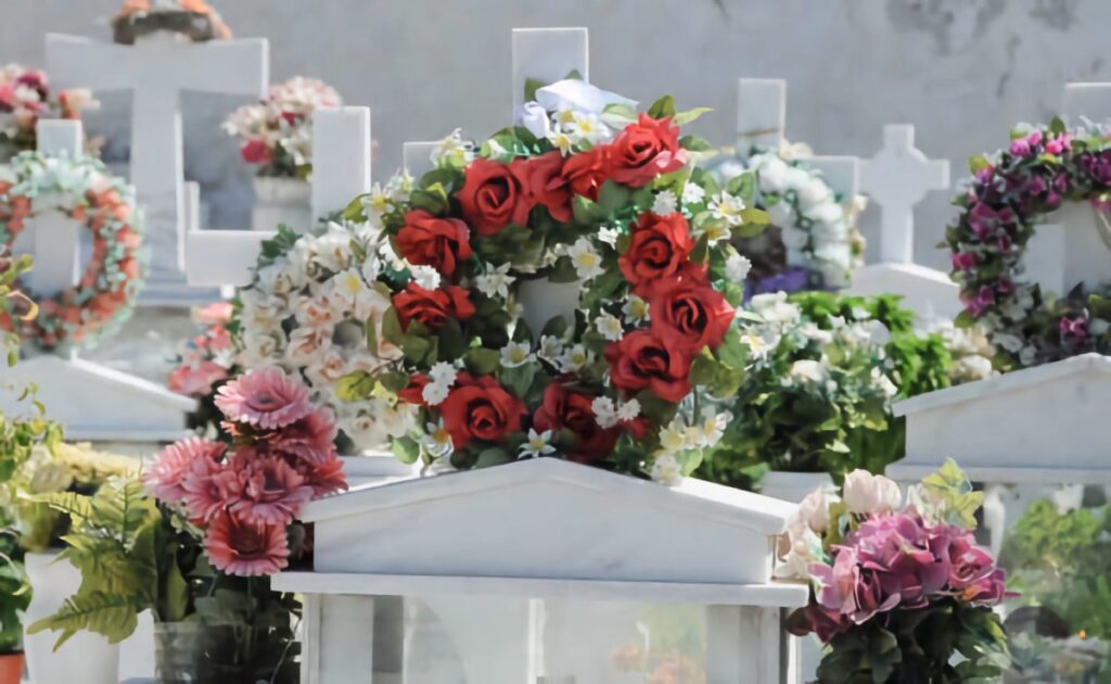 Θεσσαλονίκη: Άγριος ξυλοδαρμός 63χρονου δημοτικού υπαλλήλου από πατέρα και γιο στο Κοιμητήρια Ευόσμου κατά τη διάρκεια εκταφής