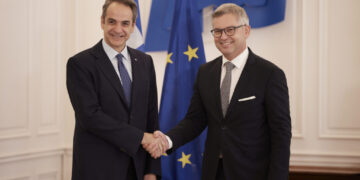 Συνάντηση Μητσοτάκη σήμερα με τον Ευρωπαίο Επίτροπο Εσωτερικών Υποθέσεων Μάρκους Μπρούνερ για τουρκολιβυκό και μεταναστευτικό