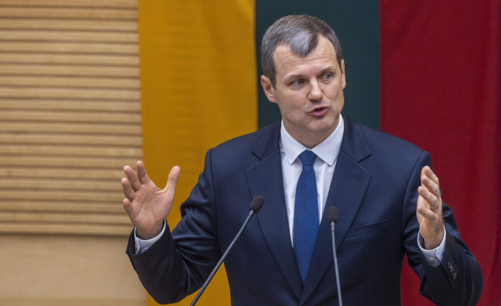Λιθουανία: Παραιτήθηκε ο πρωθυπουργός Παλούτσκας στο πλαίσιο έρευνας για οικονομικά αδικήματα - Παραιτείται και από επικεφαλής του Σοσιαλδημοκρατικού Κόμματος