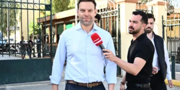 Κίνημα Δημοκρατίας: Καρανίκας και Αντώναρος αποχώρησαν με αιχμές