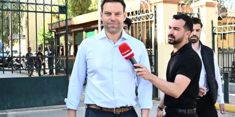 Κίνημα Δημοκρατίας: Καρανίκας και Αντώναρος αποχώρησαν με αιχμές