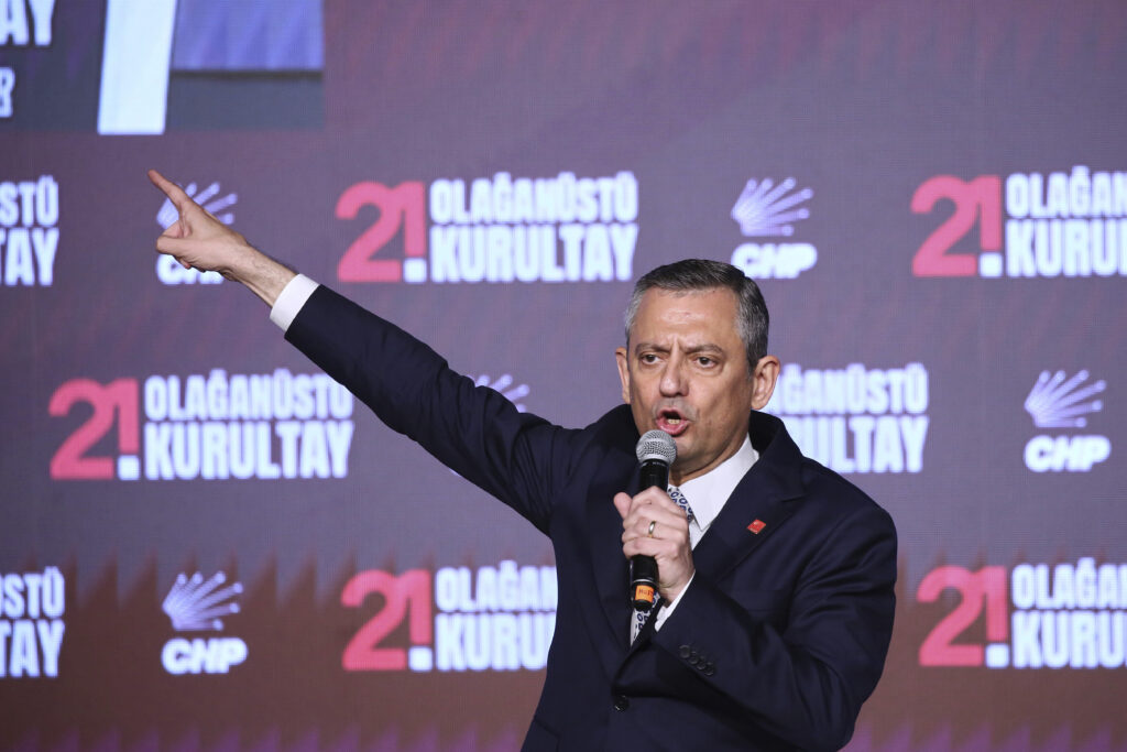Κωνσταντινούπολη: Συγκέντρωση υπέρ του φυλακισμένου Ιμάμογλου – «Ο Ερντογάν είναι αρχηγός χούντας»