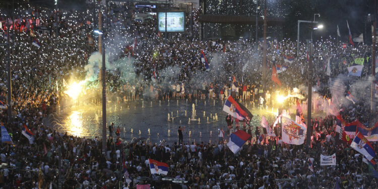 Σερβία: Οι φοιτητές σήμερα ετοιμάζονται να προχωρήσουν στον αποκλεισμό του Βελιγραδίου και άλλων μεγάλων πόλεων