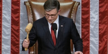 ΗΠΑ: Το Κογκρέσο ενέκρινε το «ωραίο και μεγάλο» νομοσχέδιο που θα αυξήσει το χρέος κατά 3 τρισ. δολάρια