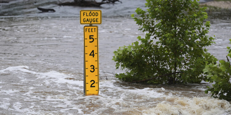 ΗΠΑ: Μεγάλες πλημμύρες στο Τέξας - Πολλοί νεκροί και αγνοούμενοι