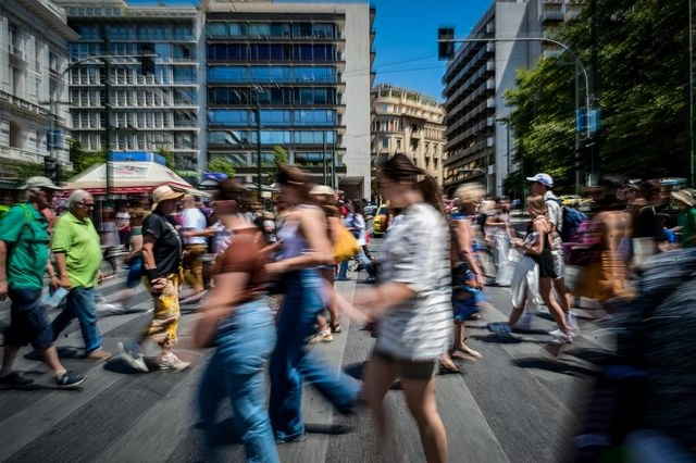 Έρευνα ΙΟΒΕ: 8 στα 10 νοικοκυριά αδυνατούν να αποταμιεύσουν