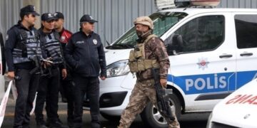 Τουρκία: Τρεις νέες συλλήψεις δημάρχων του Ρεπουμπλικανικού Λαϊκού Κόμματος (CHP) της αξιωματικής αντιπολίτευσης