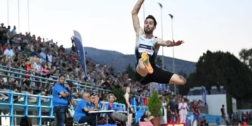 Μίλτος Τεντόγλου: Πρώτος στα "Δρόμεια 2025" με 8,19μ. στο τελευταίο άλμα