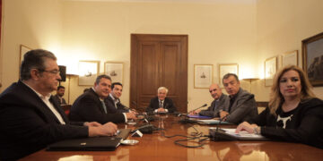 Αποκαλύψεις από τα Πρακτικά της Συνεδρίασης των Πολιτικών Αρχηγών μετά το δημοψήφισμα του 2015 – Αλέξης Τσίπρας: “Συμφωνία χωρίς διευθέτηση του χρέους δεν υπάρχει”