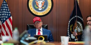 Ο Τραμπ ανακοίνωσε ότι επιβάλλει δασμούς 25% στην Ιαπωνία και τη Νότια Κορέα από την 1η Αυγουστου