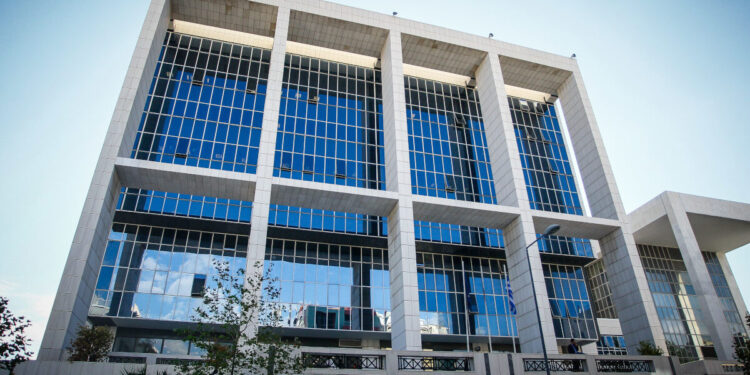 Απίστευτο περιστατικό στον Άρειο Πάγο: Τούρκος κρατούμενος έκοψε τις φλέβες του όταν άκουσε ότι θα εκδοθεί στην Τουρκία