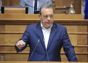 Σωκράτης Φάμελλος στη Βουλή: "Παραίτηση της κυβέρνησης και εκλογές για να προκύψει προοδευτική κυβέρνηση"