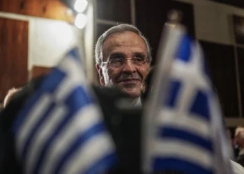 “Ψήνεται” νέο κόμμα Σαμαρά;