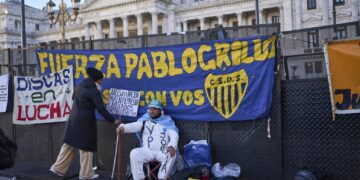 Το Κογκρέσο της Αργεντινής ενέκρινε αύξηση των συντάξεων παρά την αντίθεση του προέδρου Μιλέι