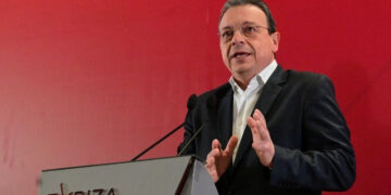 Συνέντευξη Φάμελλου στο ΟΝΕ: "Ο κ. Μητσοτάκης προσπαθεί να αποπροσανατολίσει με το μεταναστευτικό"