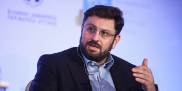 Κώστας Ζαχαριάδης: "Τον Ιούνιο ο πληθωρισμός ήταν 3,6% ενώ στην Ευρωζώνη ήταν 2% – Είναι κι αυτός εισαγόμενος;"