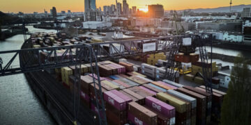 Αντιδράσεις της γερμανικής βιομηχανίας για τους δασμούς Τραμπ