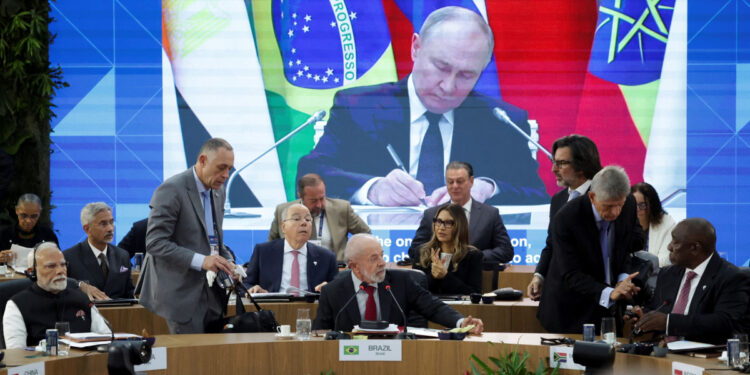 Βλαντιμίρ Πούτιν στη σύνοδο των BRICS: «Η εποχή της φιλελεύθερης παγκοσμιοποίησης είναι ξεπερασμένη»