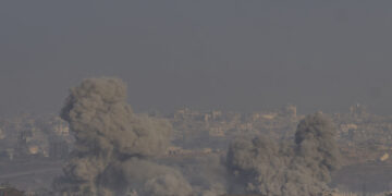 Νέα ισραηλινά πλήγματα στη Γάζα την Κυριακή - 43 νεκροί