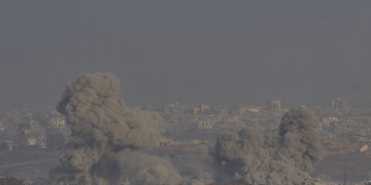 Νέα ισραηλινά πλήγματα στη Γάζα την Κυριακή - 43 νεκροί