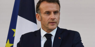 Ο Μακρόν ανακοίνωσε επιπλέον στρατιωτικές δαπάνες 6,5 δισ. ευρώ