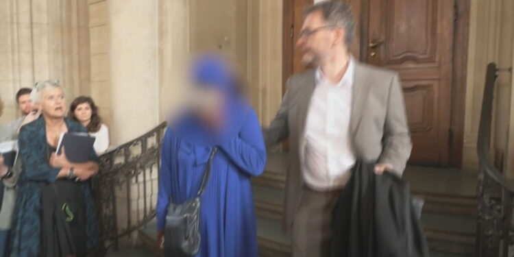 Γερμανία: Ξεκίνησε η δίκη γιατρού, που κατηγορείται ότι σκότωσε 15 ασθενείς και έκαψε τα σπίτια τους