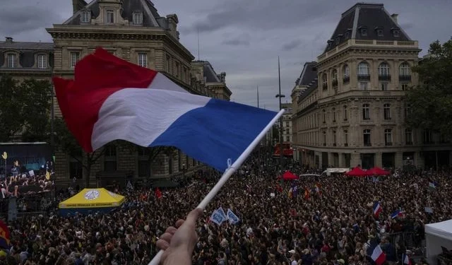 Γαλλία: Αντιδράσεις για τα μέτρα λιτότητας που προωθεί η κυβέρνηση Μπαιρού