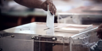 Δημοσκόπηση Real Polls: Απώλειες για την ΝΔ από τον ΟΠΕΚΕΠΕ – Τι ποσοστό θα έπαιρνε κόμμα Τσίπρα και κόμμα Σαμαρά