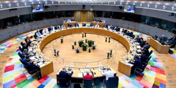 Οι πρώτες αντιδράσεις από τους Ευρωπαίους για τα όπλα του Τραμπ στην Ουκρανία